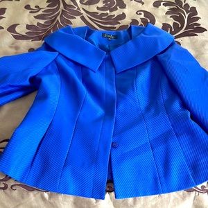 Absolutely gorgeous royal blue suit.